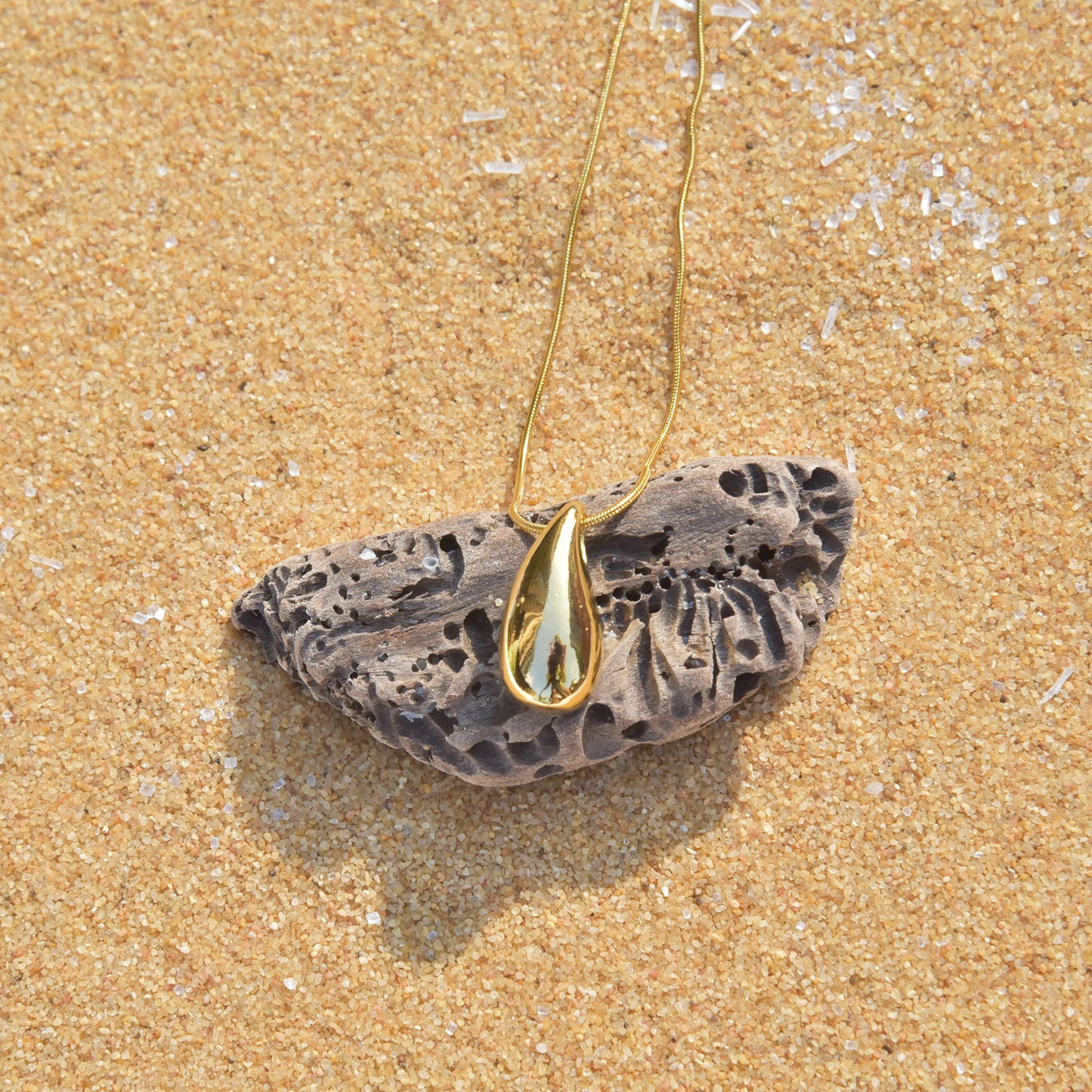 Teardrop Pendant Gold Necklace